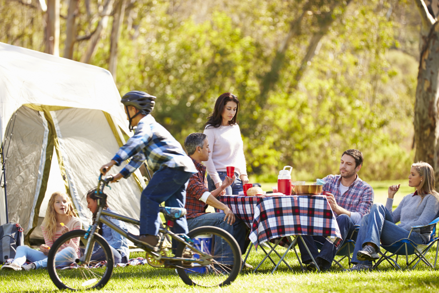 famille au camping 4 etoiles Bretagne Morbihan